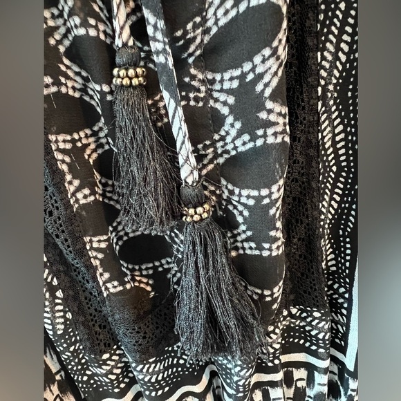 White House Black Market Women's
Flutter-Sleeve Printed Woven Maxi Dress - Picture 2 of 16